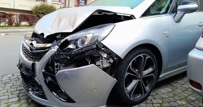 Opel Zafira cena 27000 przebieg: 120572, rok produkcji 2016 z Nowy Sącz małe 106